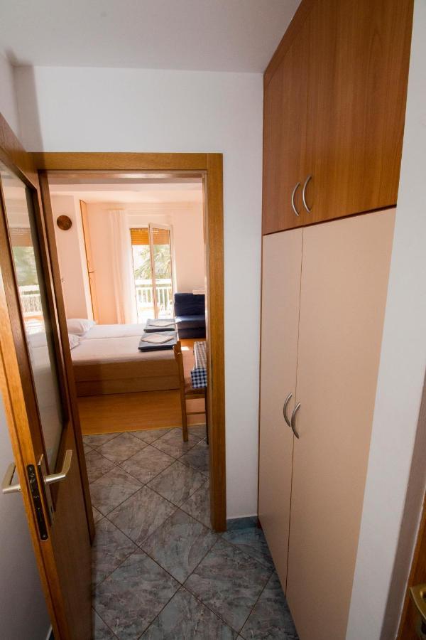 Omis - Michy Apartments Dış mekan fotoğraf
