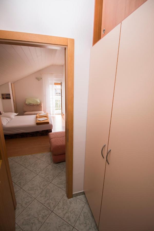 Omis - Michy Apartments Dış mekan fotoğraf